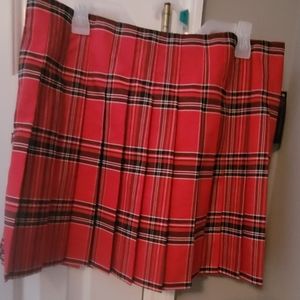 Pleated plaid skirt